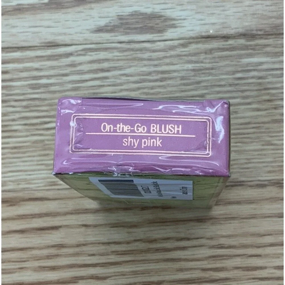 On-the-go Blush Tinted‎ Moisture Stick Shy Pink #01